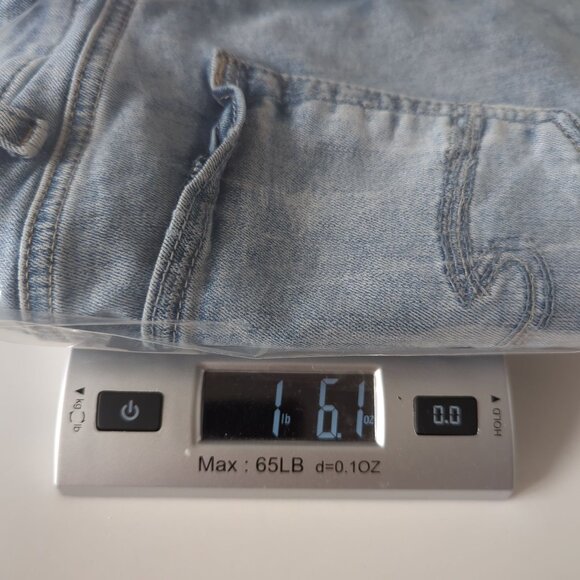 Silver Distressed Light Wash blue mid rise Elyse Straight Women's Jeans W34 L29 - Picture 16 of 16